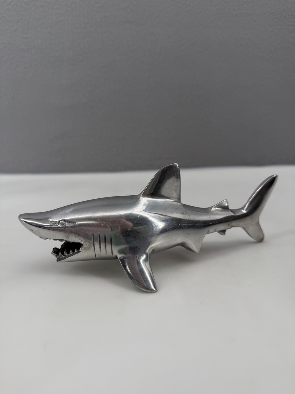 Great White Shark Bottle Cap Opener Silver Metal Handheld Jaws Barware Tiki Bar